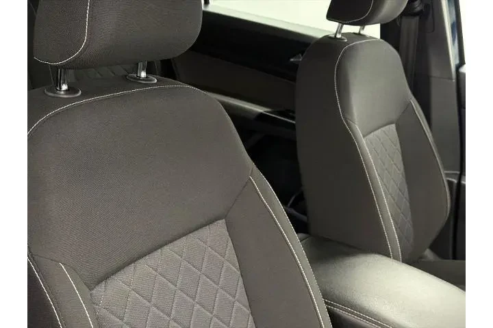 $21000 : Volkswagen Atlas Cross Sport image 9