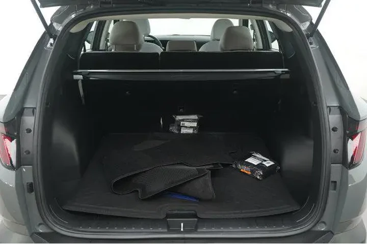 $27700 : Hyundai TUCSON 2026 AWD SE 4 image 9