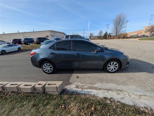 $10900 : 2018 Corolla LE image 7