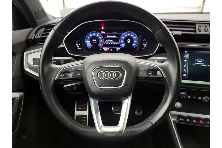 $23998 : Audi Q3 2020 AWD quattro S l image 10