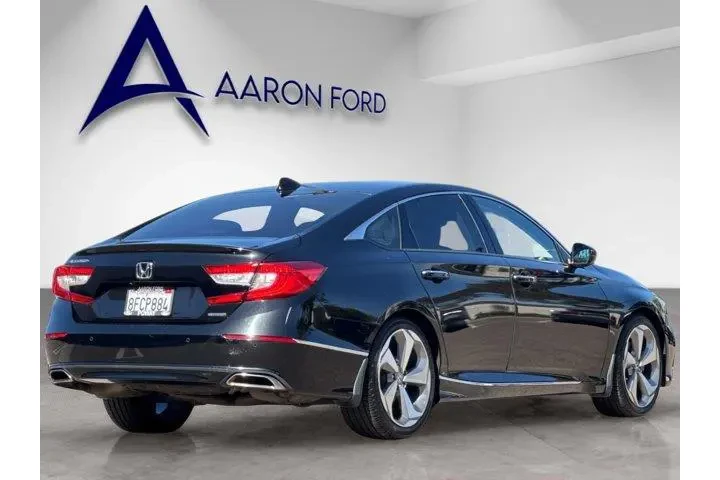 $19292 : Honda Accord 2018 Touring 4d image 6