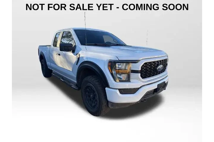 $35224 : Ford F-150 2023 4x4 XL 4dr S image 1
