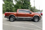 $29485 : Nissan Titan 2018 4x4 S 4dr thumbnail