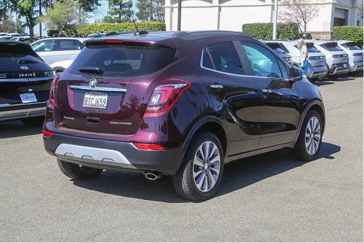 $14789 : Buick Encore 2018 Preferred image 5