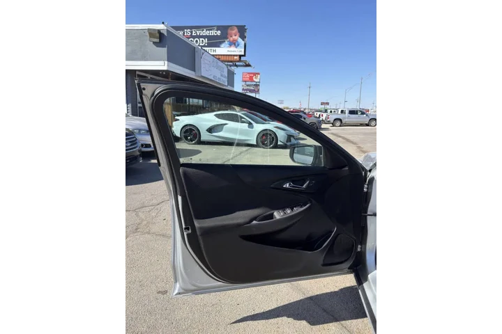 $14450 : 2020 Malibu LS Fleet image 8