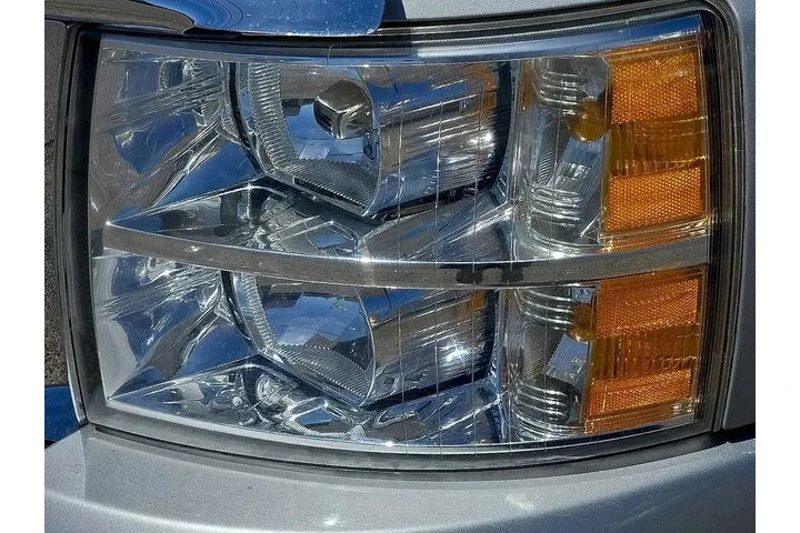 $13995 : Chevrolet Silverado 1500 201 image 8