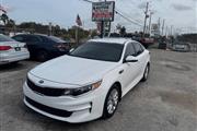 $10297 : 2018 Optima LX thumbnail