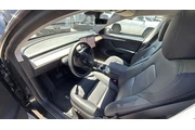 $38997 : Tesla Model Y 2024 AWD Long thumbnail
