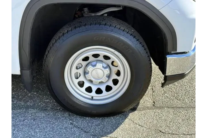 $37999 : GMC Sierra 1500 2024 4x4 Pro image 6