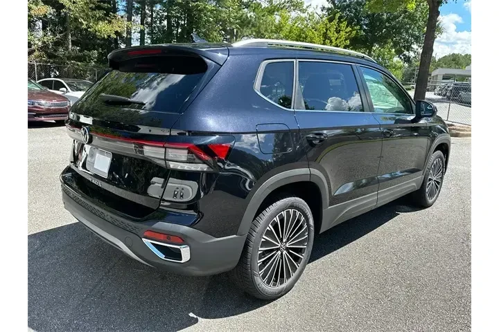 $23249 : Volkswagen Taos 2025 SE 4dr image 7