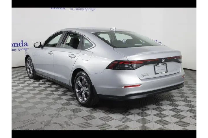 $27875 : Honda Accord 2024 EX 4dr Sed image 5