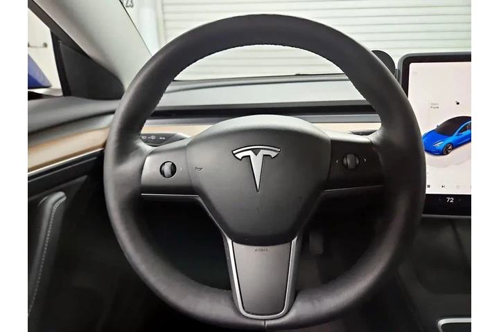 $27998 : Tesla Model 3 2023 4dr Sedan image 10
