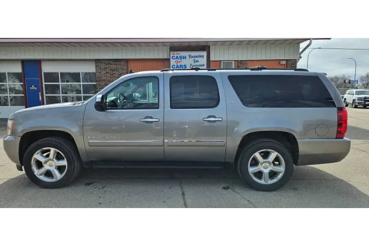 $8990 : 2009 Suburban LTZ image 1