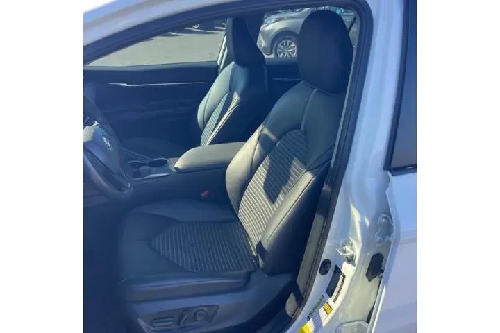 $26995 : Toyota Camry 2023 SE Nightsh image 5