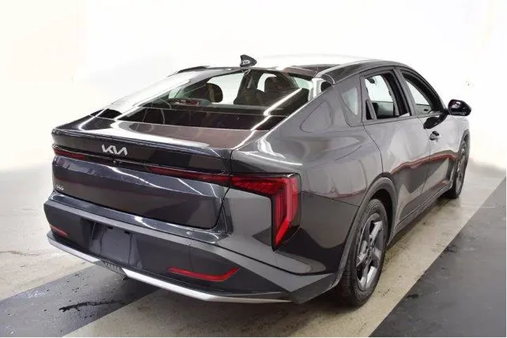 $21694 : Kia K4 2025 LXS 4dr Sedan image 7
