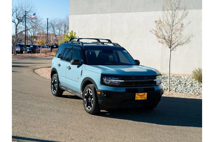 $24125 : 2022 Bronco Sport Outer Banks image 1