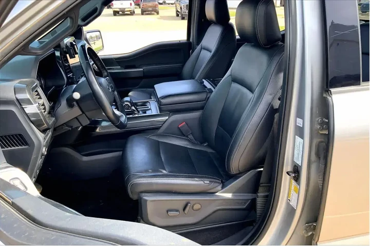 $39332 : Ford F-150 2022 4x4 XLT 4dr image 8