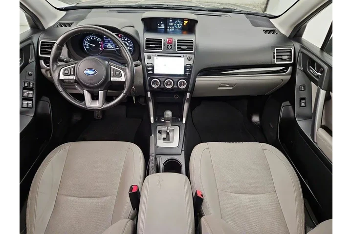 $15998 : Subaru Forester 2018 AWD 2.5 image 9