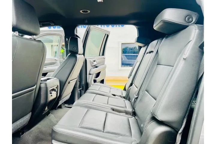 $28995 : 2021 Suburban LT 2WD image 10