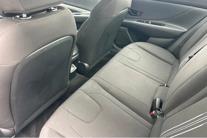 $19900 : Hyundai ELANTRA 2025 SEL Spo image 7