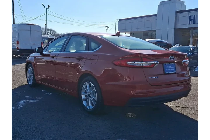 $18995 : Ford Fusion Hybrid 2020 SE 4 image 5