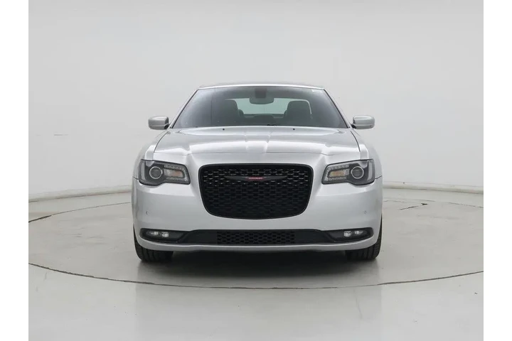 $24998 : Chrysler 300 2023 S V6 4dr S image 5