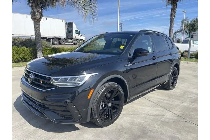 $24888 : Volkswagen Tiguan 2024 SE R- image 4