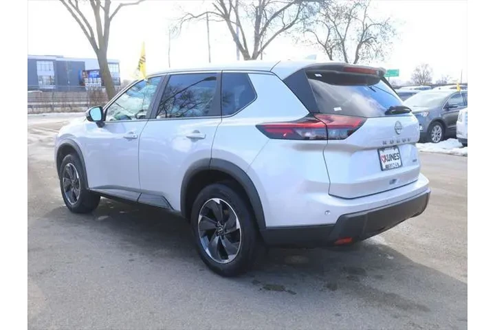 $24877 : Nissan Rogue 2025 AWD SV 4dr image 6