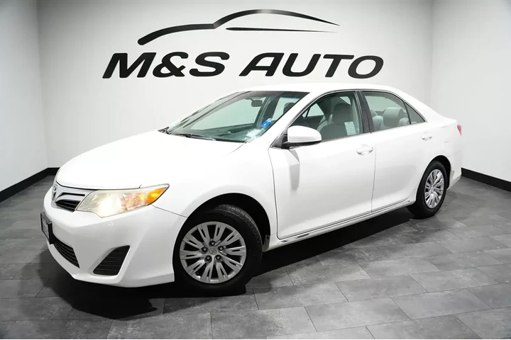 $15776 : 2013 Camry image 2