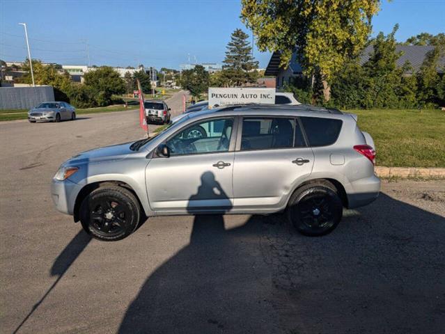 $9500 : 2012 RAV4 image 4