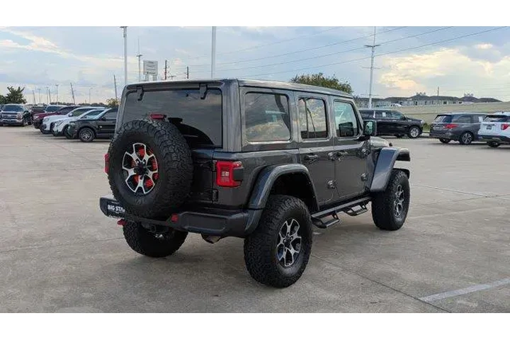 $37300 : Jeep Wrangler Unlimited 2021 image 3