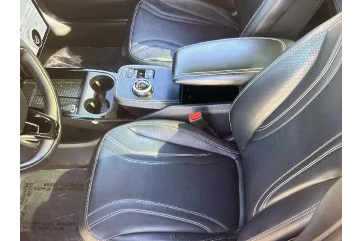 $26988 : Ford Mustang Mach-E 2022 Pre image 8