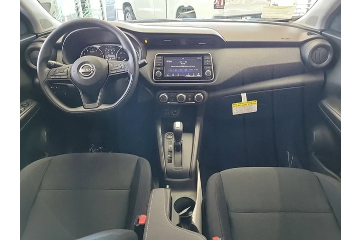 $21925 : Nissan Kicks 2024 S 4dr Cros image 9