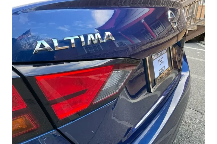 $13485 : Nissan Altima 2019 2.5 S 4dr image 9