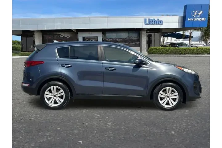 $9477 : Kia Sportage 2018 LX 4dr SUV image 9