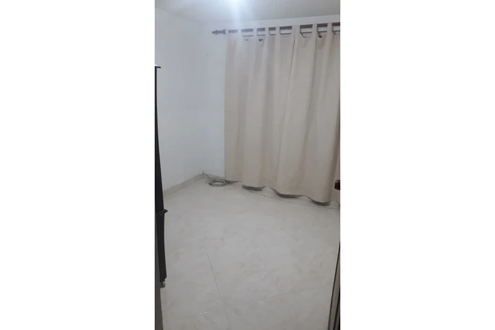 $150 : ARIRENDO HABITACION - NORMANDI image 1