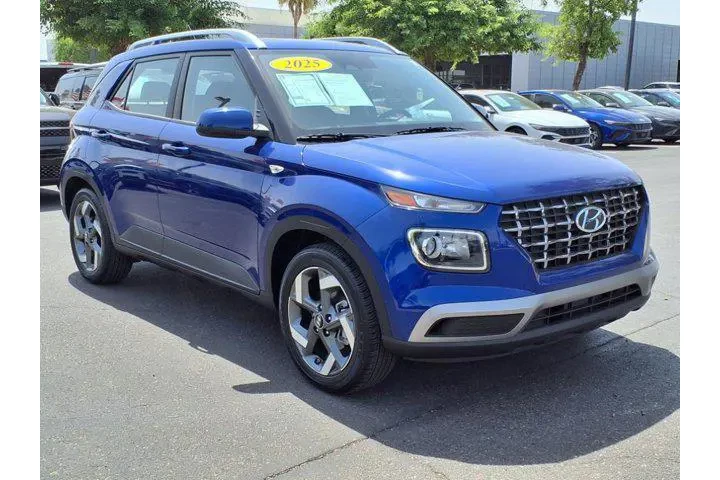 $20999 : Hyundai VENUE 2025 SEL 4dr C image 7