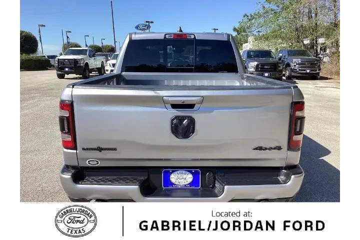 $26830 : Ram 1500 2020 4x4 Lone Star image 8