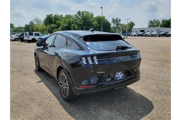 $32889 : Ford Mustang Mach-E 2024 AWD image 7