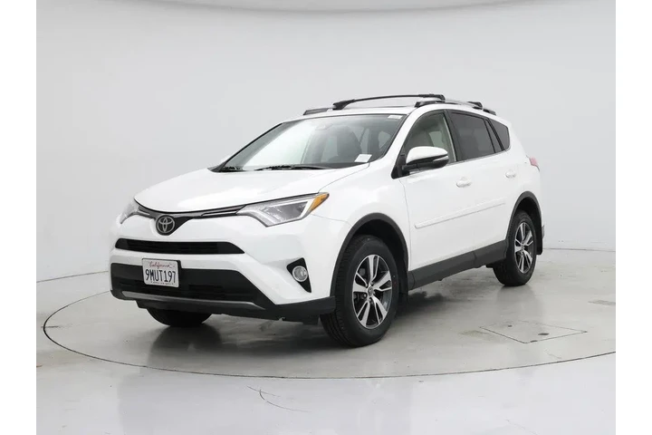 $23998 : Toyota RAV4 2018 AWD XLE 4dr image 4