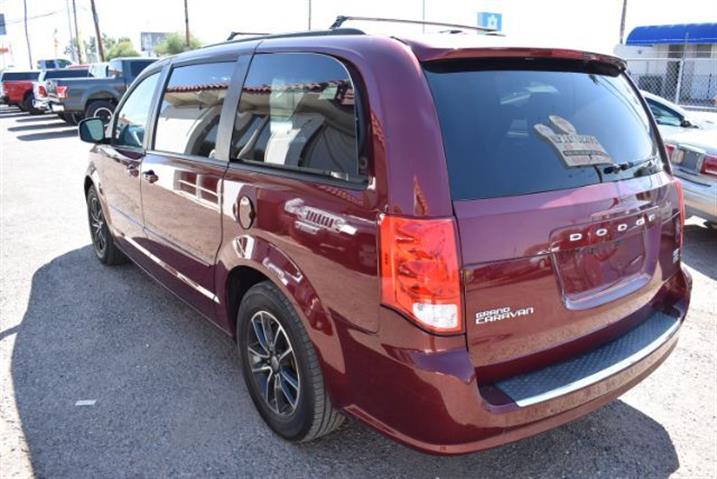 $8995 : 2017 Grand Caravan GT image 4