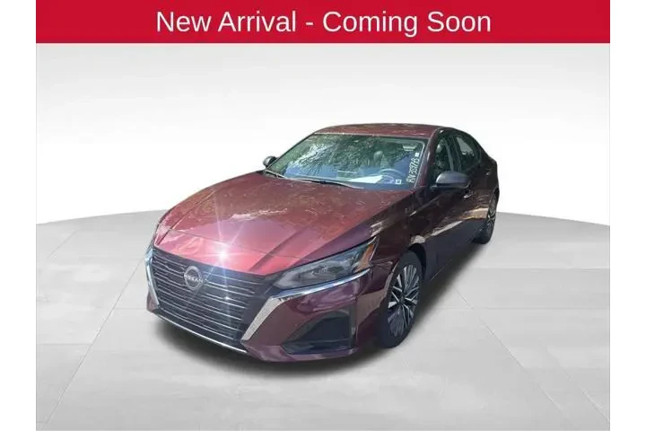 $18149 : Nissan Altima 2024 2.5 SV 4d image 1