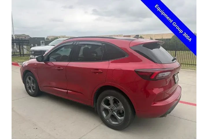 $23495 : Ford Escape 2023 ST-Line 4dr image 8