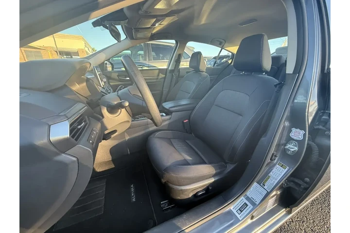 $19625 : Nissan Altima 2024 2.5 SV 4d image 8