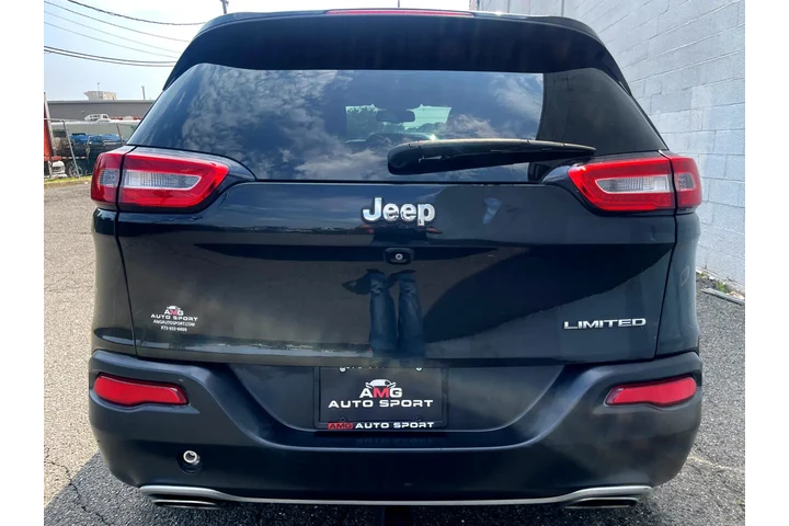 $7499 : 2015 Cherokee Limited image 6
