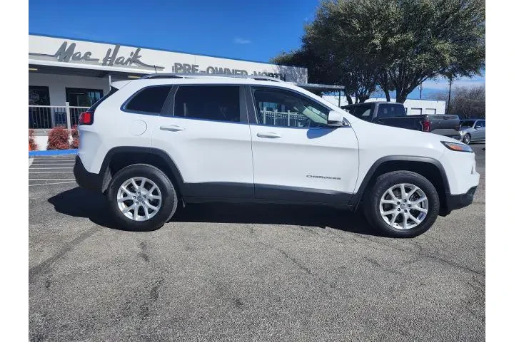 $12398 : Jeep Cherokee 2017 4x4 Latit image 2
