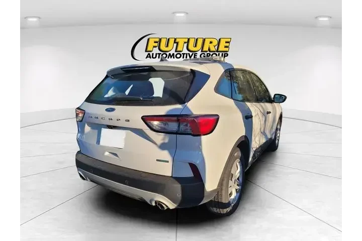 $18969 : Ford Escape 2020 S 4dr SUV image 4