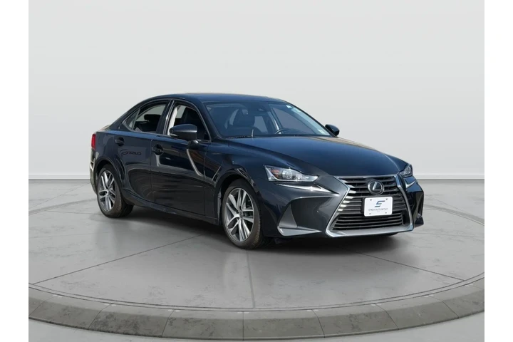 $25485 : Lexus IS 300 2018 AWD 4dr Se image 1