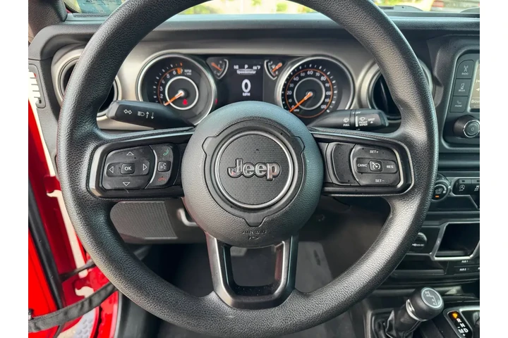 Jeep Wrangler Unlimited 2018 image 9