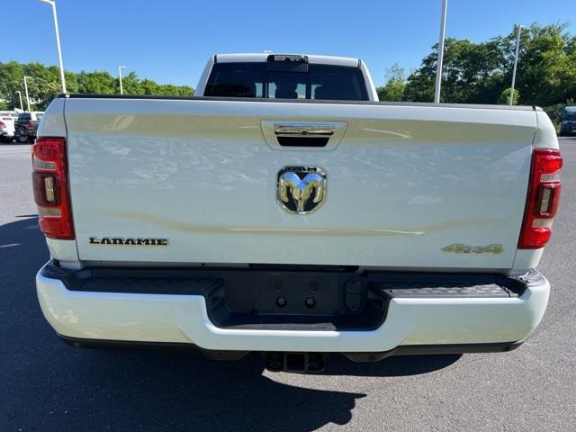 $66704 : PRE-OWNED 2019 RAM 3500 LIMIT image 6